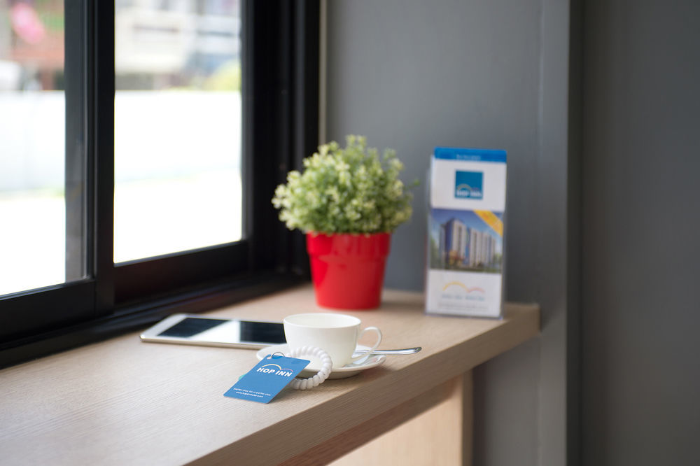 Hop Inn Krabi Building A Екстер'єр фото